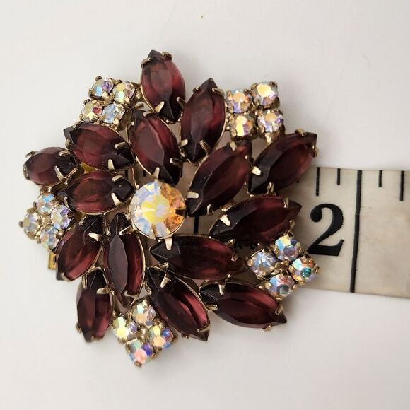 Vintage Gorgeous Faceted Purple Glass and Rhinestone Brooch/Pin - Picture 3 of 4